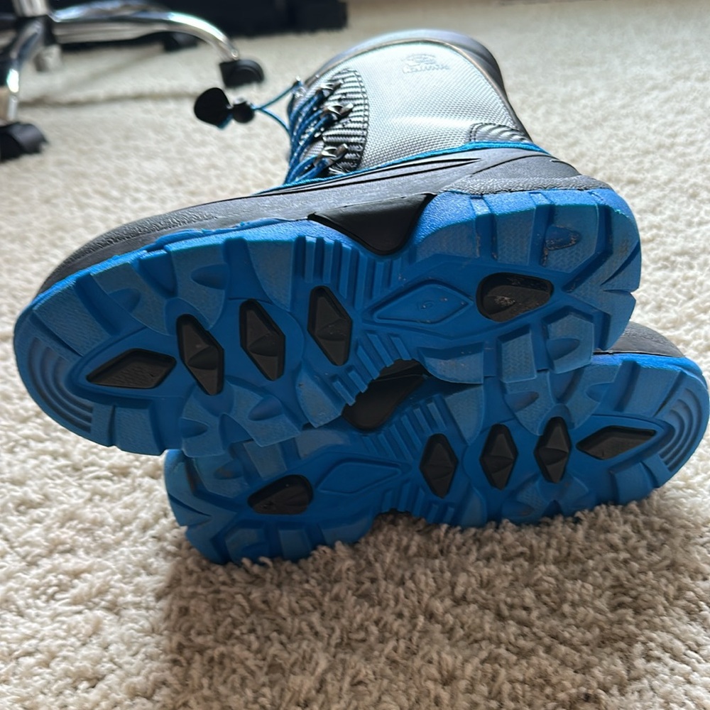 Kamik Boys Snow Boots - Size 5 - Picture 4 of 6